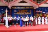 Trường THPT Chuyên Hùng Vương: Đón nhận Huân chương Lao động hạng ba
