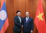 Đoàn đại biểu cấp cao Chính phủ Lào bắt đầu chuyến thăm Việt Nam