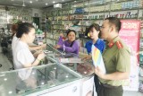 Tuyên truyền pháp luật cho tiểu thương tại chợ Thủ Dầu Một