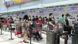 越南政府组织第四躺从加拿大回国的航班 将340名越南公民接回国