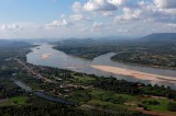 Giữa mùa mưa, sông Mê Kông thiếu nước nghiêm trọng