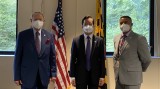 新冠肺炎疫情：越南驻美大使馆向马里兰州捐赠1万只口罩