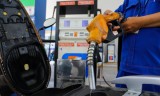 Xăng RON 95, dầu diesel cùng giảm giá