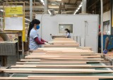 Doanh nghiệp trong các khu công nghiệp duy trì sản xuất ổn định