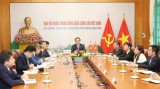 越共中央对外部部长与老挝革命人民党中央对外联络部部长举行视频会谈