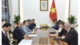 越南政府总理阮春福会见荷兰、比利时驻越大使和欧洲投资者