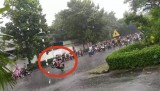 Hàng trăm “quái xế” tụ tập đua xe dưới mưa