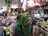 Kiểm tra an toàn phòng cháy chữa cháy tại chợ Phú Chánh A
