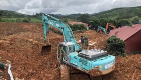 广治省向化县泥石流事故：已找到11具尸体 动员所有力量进入现场抢险救灾