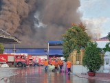 Đám cháy tại công ty kinh doanh phế liệu không có thiệt hại về người