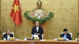 越南政府总理阮春福主持召开政府11月份例行会议