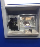 Trích xuất camera an ninh điều tra người đàn ông dùng vật cứng phá hỏng trụ ATM