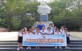 Liên đội trường Tiểu học Định Thành (huyện Dầu Tiếng): Tổ chức cho thiếu nhi hát Quốc ca tại các “địa chỉ đỏ”
