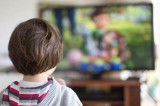 Lợi và hại của việc cho trẻ xem tivi