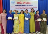 Hội LHPN huyện Bàu Bàng: 6 cá nhân nhận kỷ niệm chương