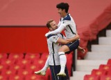 Giải ngoại hạng Anh, Aston Villa - Tottenham: “Gà trống” cất cao tiếng gáy