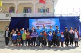 Provincial Youth Union offers gifts to ethnic minority pupils in Lao Cai