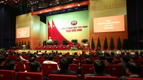 越共十三大：国际学者预测越南未来的发展道路