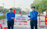 Binh Duong youths sign up for pandemic prevention