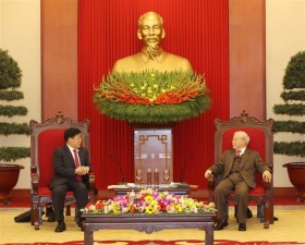 越共中央总书记、国家主席阮富仲会见中国国务委员、公安部部长赵克志