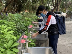 确保学生返校时的安全