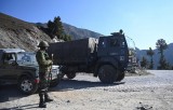 Ấn Độ và Pakistan nhất trí ngừng bắn tại khu vực Kashmir