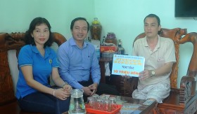 Đồng hành cùng công nhân lao động khó khăn