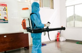 确保接受外国专家入境工作的规程