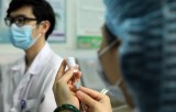 COVID-19: Hơn 20.600 người Việt Nam đã tiêm vaccine AstraZeneca