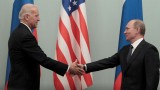 Tổng thống Mỹ đề xuất họp cấp cao với Tổng thống Nga tại nước thứ 3