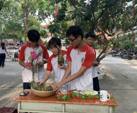 2021年雄王祭祖仪式：简短、庄重而有意义举行