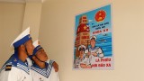 越南国会和人民议会换届选举：长沙岛县选民积极参加提前投票