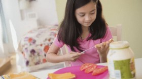Những kỹ năng sống cha mẹ nên dạy cho con cái