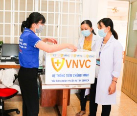 为向民众免费接种新冠疫苗做好准备