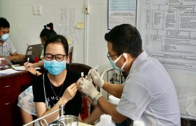 今天启动大规模疫苗接种和消毒、灭菌活动