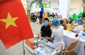 Germany’s newspapers spotlights Hanoi’s mass COVID-19 vaccination