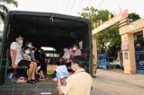 Phát hiện 2 ca nhiễm Covid-19 trong ô tô chở 13 người trên đường về tỉnh Hà Tĩnh