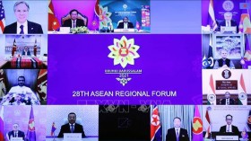第28届东盟地区论坛外长会发表主席声明 呼吁维护东海的航行自由与安全