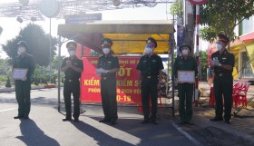 "Bộ đội Cụ Hồ" trong tuyến đầu chống dịch