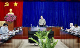 越南政府总理范明正：集中实施以乡、坊为“炮台”、以民众为“战士”的方针
