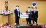 Việt Nam tiếp nhận 250.800 liều vaccine do Chính phủ Séc trao tặng