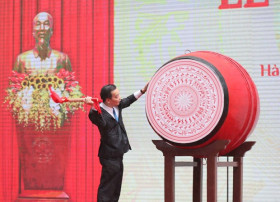 2021-2020新学年今日开学：努力克服困难完成学年任务