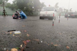 Bão Côn Sơn suy yếu thành áp thấp nhiệt đới