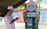 Thiếu tá quân đội sáng chế robot rửa tay, sát khuẩn chống COVID-19
