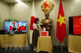 Tổng Lãnh sự quán Việt Nam tại Fukuoka quyên góp cho Quỹ Vaccine