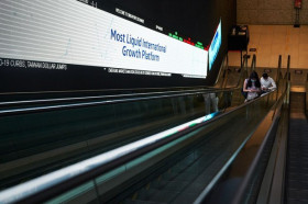 Singapore works to boost stock market