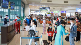 已接种一剂疫苗者乘坐飞机或火车无需进行新冠检测