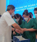Gặp mặt và chia tay 2 đoàn cán bộ, nhân viên y tế tỉnh Thừa Thiên Huế và tỉnh Hà Tĩnh