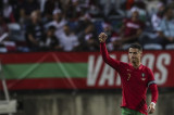 Ronaldo lập kỷ lục trong trận thắng Qatar