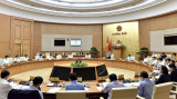 越南政府总理范明正主持召开2021年10月政府例行会议
